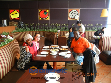 Ethiopian Clients Visited XCMG Factory for Motor Grader and Road Roller_2