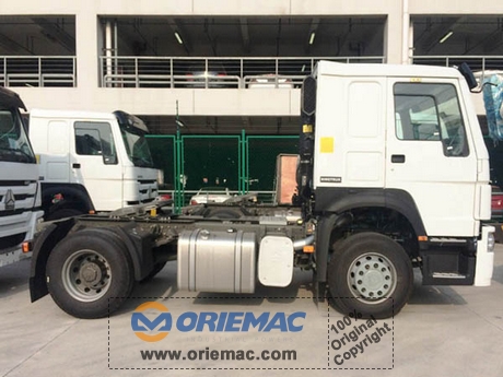 Phillipines 12 Sinotruk 6x4 & 4x2 Tractor Truck_3