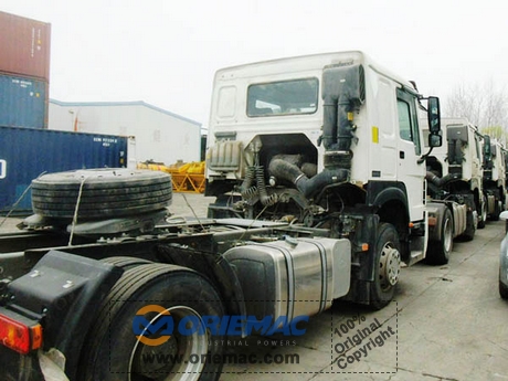 Phillipines 4 Sinotruk 4x2 Tractor Truck_2