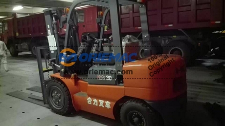 Djibouti 11 Dump Trucks & 1 Forklift_6