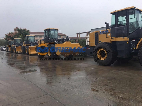 Bangladesh 15 XCMG Wheel Loader LW500FV_2