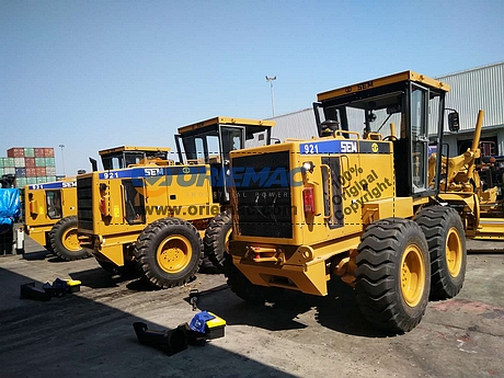 Algeria 3 SEM Motor Grader 921_1