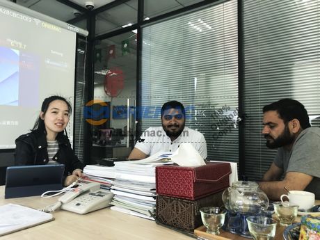 nEO_IMG_2018.04.18 Pakistan Customer Visited Oriemac Office (Phyllis Wang) (2)