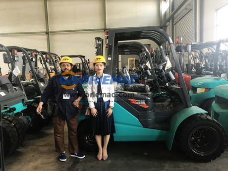 nEO_IMG_2018.10.22 Kuwait Customer Visited XCMG & Lonking Factories (4)