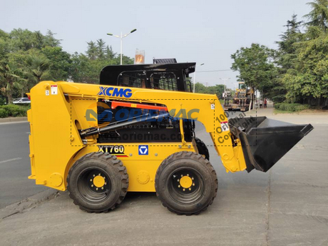 Skid Steer Loader