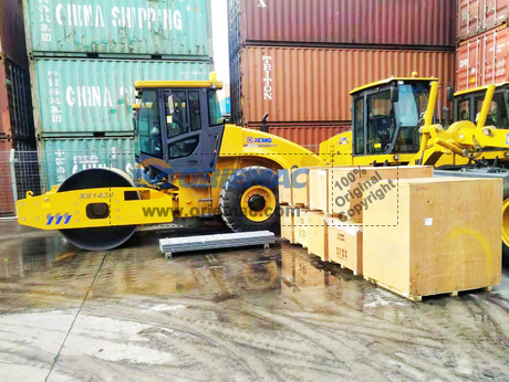 2 Road Roller XS143J & 1 XT870H
