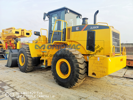 2 Units SHANTUI Bulldozer SD22 & 2 Units LIUGONG Wheel Loader ZL50CN