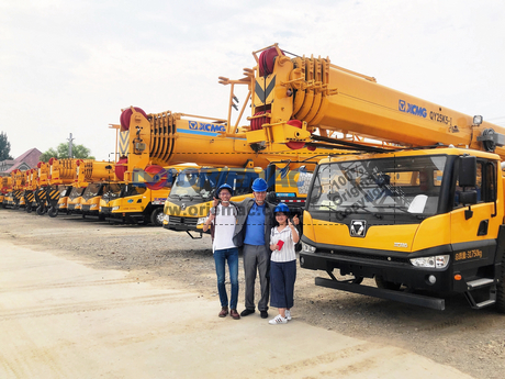 US client Visited XCMG Lifting Factory
