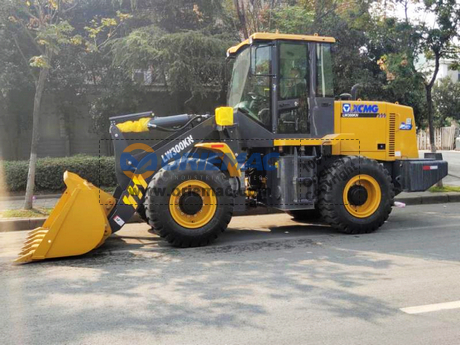 Bangladesh - 1 Unit XCMG LW300KN Wheel Loader