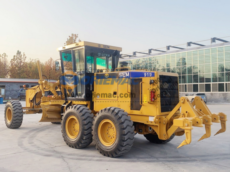 1 Unit SEM SEM919 Motor Grader