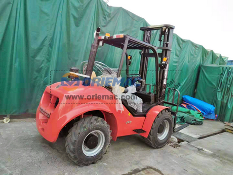 Maximal Rough Terrain Forklift FD35T-C4WE3