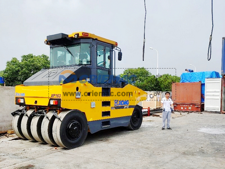 XCMG XP163 Pneumatic Tyre Roller 