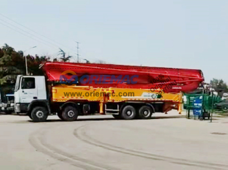 XCMG XZJ5435THB Concrete Pump Truck