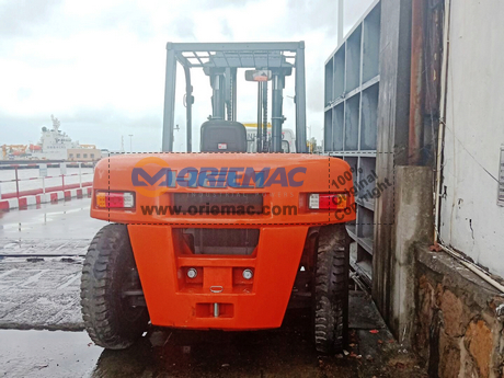 HELI CPCD100 Forklift