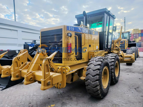 SEM919 Motor Grader