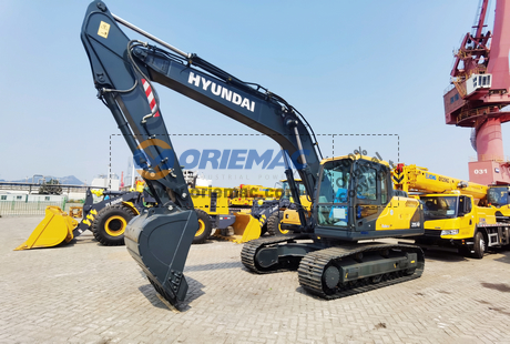 Algeria - 1 Unit HYUNDAI Crawler Excavator R215VS