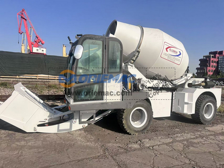 Mozambique - 1 Unit HONGYUAN HY-350 Self Loading Mixer Truck