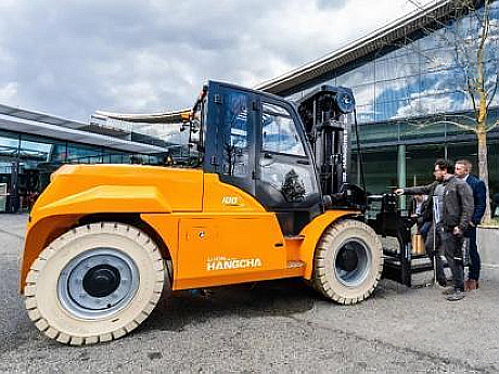HANGCHA Intelligent at LogiMAT 2025