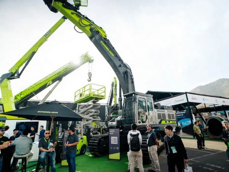 Chilean Mining Exhibition: ZOOMLION Customized Equipment Shows Strength