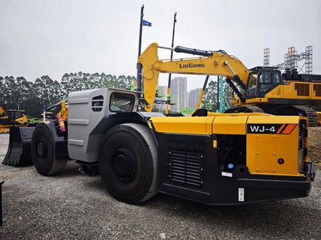 LIUGONG's First Large Underground Scraper Was Unveiled