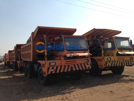 Algeria Customers Visited BEIBEN Mining Truck Factory_3
