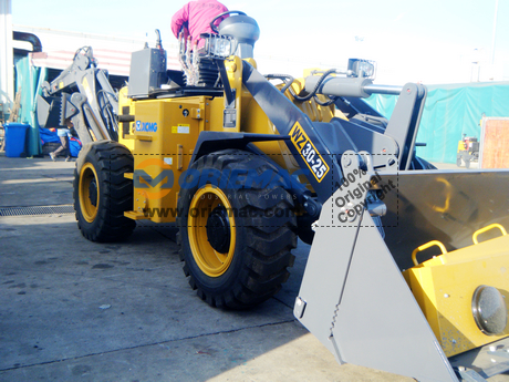 nEO_IMG_2018.11.04-Jamaica 1 XCMG Backhoe WZ30-25 (Jamie OM2018H55A) (6)