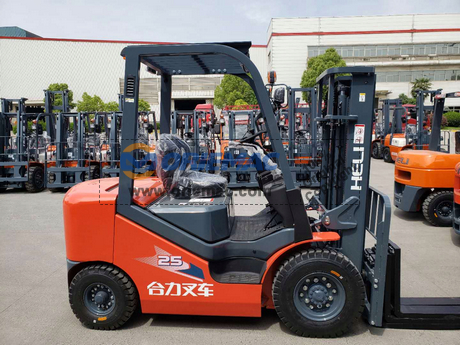 heliforklift