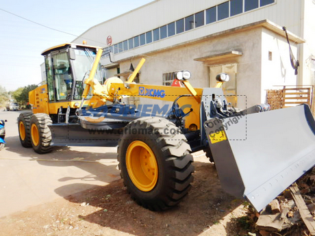 nEO_IMG_20201106_Algeria 1 XCMG GR180 Motor Grader (57)