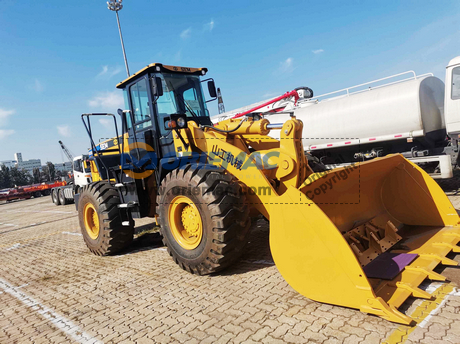 Gambia 1 SEM655D Wheel Loader