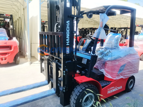 HANGCHA Forklifts and 2 HANGCHA Scissor Lifts