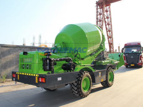HY400 Self Loading Concrete Mixer