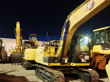 CATERPILLAR Excavator 313D2GC