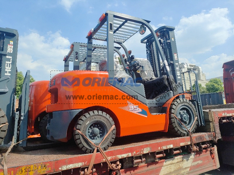 HELI CPCD35 & 2 CPCD50 Forklift