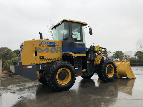 Algeria - 1 Unit XCMG Wheel Loader LW300KN