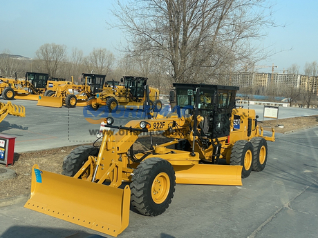 Russia - 1 Unit SEM 922F Motor Grader