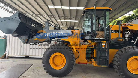 Canada - 2 Units HYUNDAI HL665XL Wheel Loader