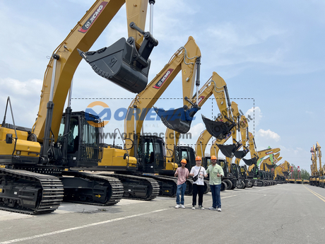 Mexico Clients Visited XCMG Factory and ORIEMAC Office