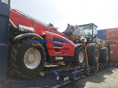 Argentina - 1 Unit LUTONG Farm Tractor LTB804 & 1 Unit XCMG Road Roller