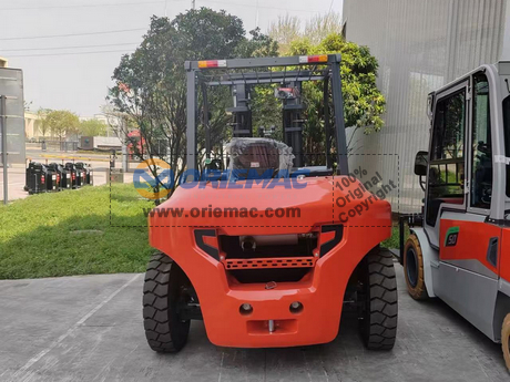 Costa Rica - 1 Unit HELI CPCD70-W2K2 Forklift