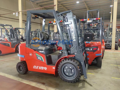 Brazil - 1 Unit HELI CPD35 & CDD16 Forklift