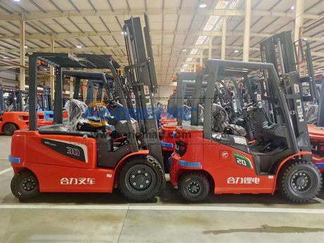 Brazil - 1 Unit HELI CPD35 & CDD16 Forklift