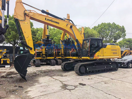 Mexico - 1 Unit LIUGONG CLG936F Crawler Excavator