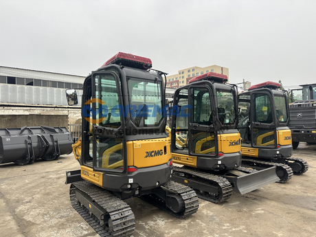 Ecuador - 3 Units XCMG XE27U Excavator