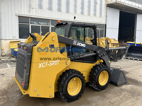 Brazil - 1 Unit XCMG XC7-SR07 Skid Steer Loader