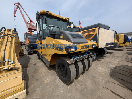 Algeria - 1 Unit XCMG XP203S Tire Roller