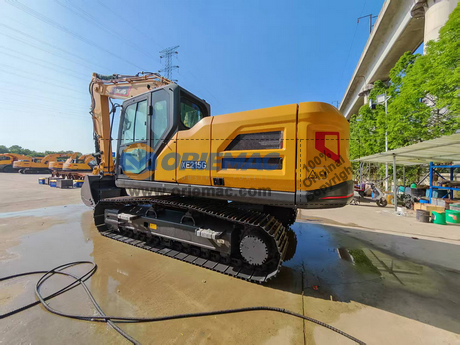 Dominican Republic - 1 Unit XCMG XE215G Excavator
