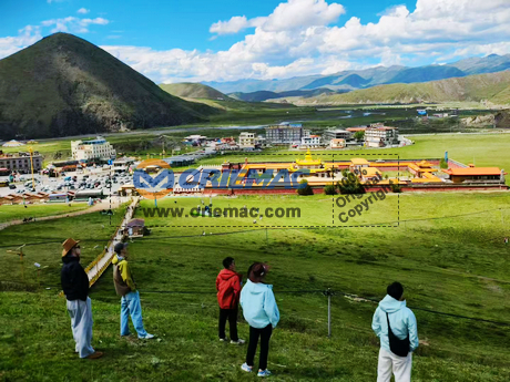 RICH LEGION Explores Western Sichuan Together