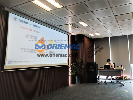 讲师照片 RICH LEGION Holds Export Credit Insurance Training