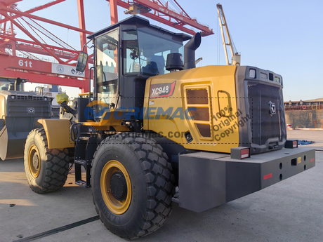 Algeria - 1 Unit XCMG XC948 Wheel Loader & HELI CPCD50 Forklift