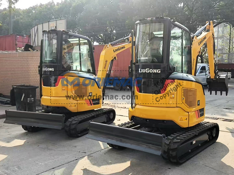 Ireland - 2 Units LIUGONG 90274FTSZ Crawler Excavator